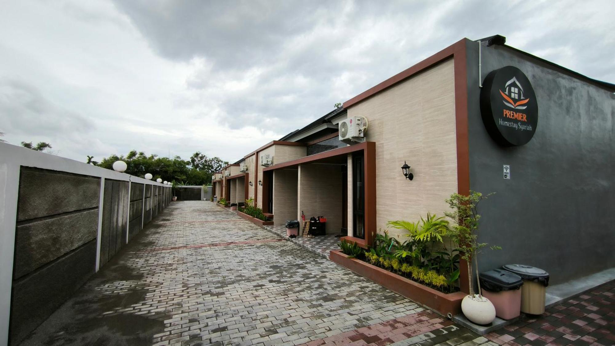 Premier Homestay Syariah Kalasan Ngoại thất bức ảnh